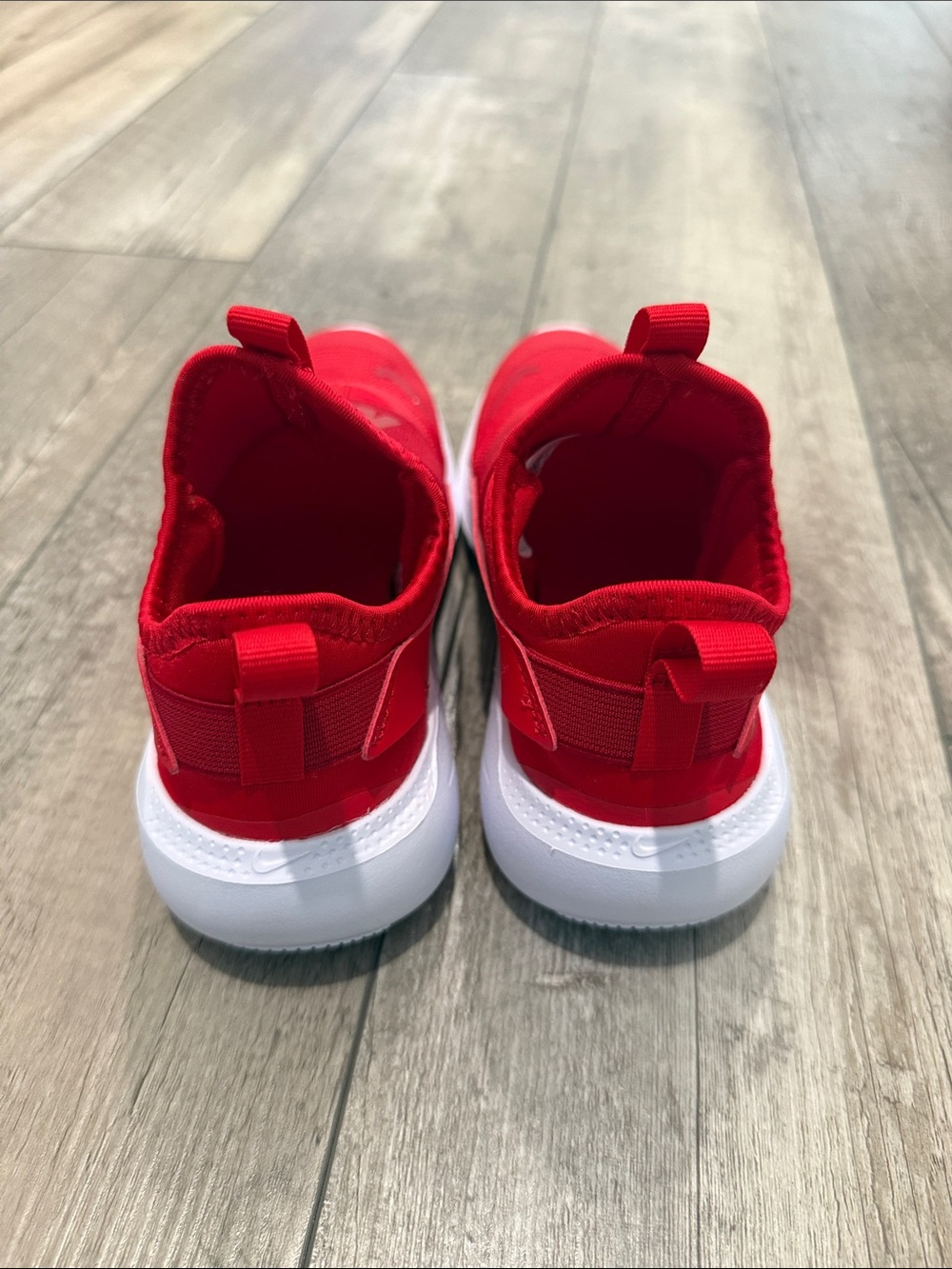 Nike Flex Runner 4 Kids Red White Slip-On Sneakers Size 2Y NEW - Picture 3 of 6